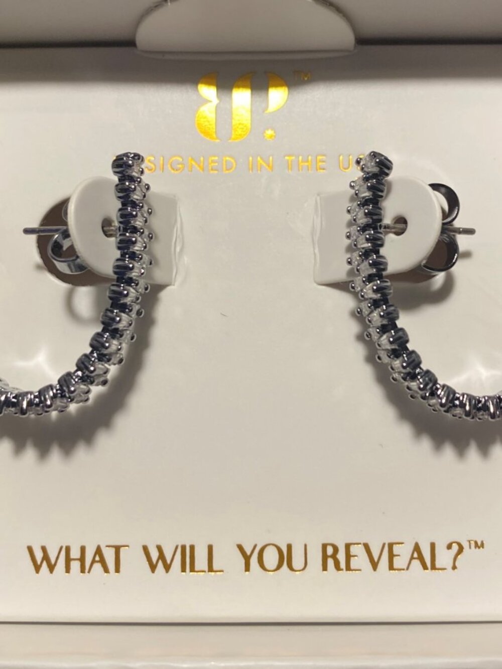 bp EARRINGS - Picture 3 of 4
